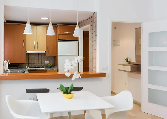 Geysotur Columbus * قرطبة